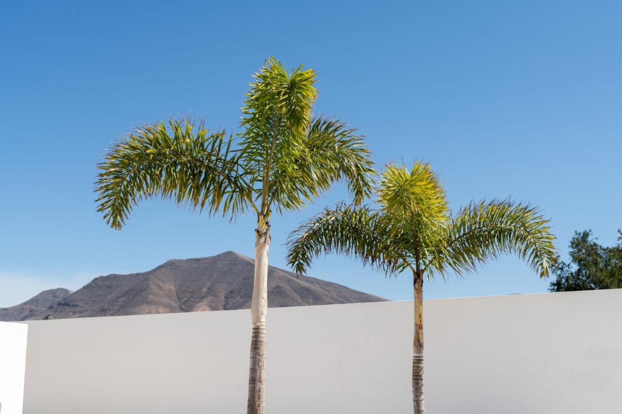 Villa Alay By Buenavilla Playa Blanca  Exterior photo